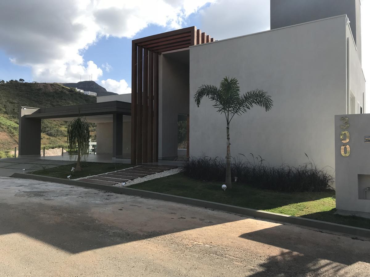 Suites De Luxo Paraiso De Minas Escarpas Capitolio Exterior photo